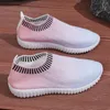 Casual Shoes Kvinnor Fashion Wear Resistant Non-Slip Breattable Outdoors Lightweight Female Sports Sneakers Stor storlek 35-44