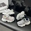 Sneakers 2024 lente/zomer nieuwe kinderen single mesh sportschoenen ademende jongens papa mode lichtgewicht meisjes running h240510