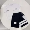 Designer Baby T-shirts Jupe Shorts sets pour enfants ensembles de vêtements gris blanc bleu garçons filles Tshirts de luxe d'été et shorts de survêtement