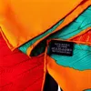 デザイナースカーフ新しい90cm*90cmマニュアルハンドロールツールシルクスカーフ女性フライホースプリンティングスクエアスカーフファウルドフェムラップバンダナヒジャーブ