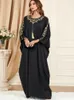 Vêtements ethniques Fleur musulmane Gold Embroderie décontractée Abaya Long Slave Batwing Slave Tassel Robe Maroc Dubai Abaya Womens Robe Dubai Abaya T240510