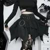 Gothic punk jupes irrégulières Femmes sexy Couleur solide cordonnage nouette frappe ruched Mini jupe d'été Mode courte jupes 240506