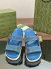 2024 سلسلة الربيع المبكرة Buckle Beach Sandals Slippers الرجال والنساء مع نفس مصمم الأزياء الفاخرة Size35-45