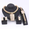 Cadeau de mariée entier Nigerian Wedding African Perles Bijoux Fashion Dubai Crystal Jewelry Costume Design Rectangle Collier7491059