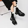 Plataforma de moda negra para zapatos para caminar de cuero genuino decoración de metal tacón grueso mocasines de diseñador