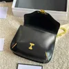 Borsa per vitello per moto di moda Picconne a tracolla in pelle per le spalle in cuoio in cuoio in metallo mobile croce oro chiusura a lungo chiusura cl qwkk