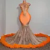 Black Girls Orange Meerjungfrau Prom Kleider 2023 Satin Perlen -Paillettenhöcher Federn Luxusrock Abend Party formelle Kleider BC14825 273X