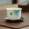 Xícaras picadas de 60 ml de porcelana branca pintada a mão de lótus xícara de chá cerâmica xícara de chá de chá de chá pequeno tigela pequena tigela pequena