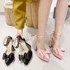 Отсуть обувь розовый атлас заостренные пальцы на высоких каблуках Женщины насосы модные стразы Боунки черная платформа вечеринка свадебное банкет