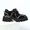 Czarna platforma modowa do prawdziwych skórzanych butów do chodzenia metalowego dekoracji masywne obcasy designerskie mokasyny