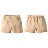 Shorts Baby Boy Mode Casual Shorts mit elastischer Taille reine Baumwollshorts Kinderkleiderhose für Gentleman -Schulstil täglich D240510 geeignet