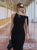 Urban Sexy Dresses Women Elegant Slveless Pet Maxi Dress Fashion O-Neck Solid Bodycon Golvlängd Klänningar Summer Lady Chic High Strt Robes T240510