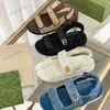 Sandalias de diseñador Mujeres Loafer Golden Buckle Sliders Slides Canvas de mezclilla Zapatos casuales Plataforma de bordado Summer Beach Casual Rubpo Solipador Sandalia de marca Slipper