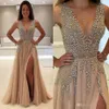 Luxe Rhinestone prom-jurken 2018 Nieuwe sexy diepe V-hals siten Split Evening Party Wear Jurk Champagne Organza A Line Vestidos de Fiesta 294T
