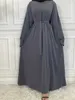 Ropa étnica modesta Abaya Ramadan Moda Vestido para mujer Mujeres musulmanas Venta caliente Venta de pavo Arabia Dubai Vestido de túnica de color sólido T240510