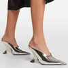 Saltos estranhos de saltos dourados Designers de designers de moda sandálias de cunha feminina Patente Couro Bombas Sexy Mulheres