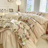 Bedding Sets Pleat Ruffles French Vintage Oil Painting Style Blooming Flowers Print Set Pure Cotton Duvet Cover Bed Skirt Pillowcases
