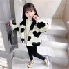 Jackets Girls Babys Kids Coat Jacket Outwear 2024 Schatz verdicken Frühling Herbst Baumwolle Teenager Überladung Top Tracksuits High Qualit