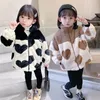 Jackets Girls Babys Kids Coat Jacket Outwear 2024 Schatz verdicken Frühling Herbst Baumwolle Teenager Überladung Top Tracksuits High Qualit