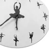 Horloges murales Ballerina Clock Simple Modern 30cm Ballet Dancer Ornement pour Office Girls Room Dancing Studio Living Home Decor