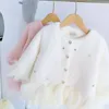 Vestes Child Mabiet Girls Pinned Cotton Veste Coton Auto Hiver 2024 Enfants Sweet Princess Temperrament Lace Sweater Baby Girl Vêtements