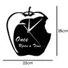 Horloges murales Once Upon a Time FairyTale Black and White Art Clock moderne Bitten Apple Silent Quartz Decor Homepiece