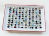 50 pcs klassische farbenfrohe Edelsteine Kristall Zirkon versilbert verteilte Ringe für Frauen Strass -Schmuckschüttung LR034 240508