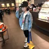 Джакеки весенняя джинсовая ткань Джин милая куртка Big Kids Fashion Boys Одежда для подростков подростки для девочек.