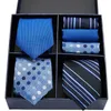 Halskrawatte Set Geschenkbox Packs Seidenkrawatten für Männer Neuheit Hanky Set 3 Stile Herren Binden formelle rote Cravat für Hochzeitsgeschäft Krawatte