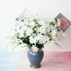 Dekorativa blommor Fake Flower Bouquet Faux Spring Wedding Bouquets Centerpieces växter Brud utomhus hemmakontor