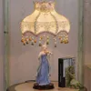 Lampes de table Art déco pure beauté céramique lampe rétro en dentelle de lampe à lampe romantique chambre de mariage de chambre à coucher