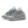 Lyxdesigner skor sneakers tränare präglade kalvskinn kvinna trottoarkant lavins skor klackar denim silver metalliska rosa svarta paris laviner kvinnor herr sko stor storlek 46