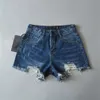 Europe et Amérique Shorts féminins High Street Designer Tranton Summer Summer Top Denim Shorts pour femmes Shorts en jean noir