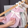 Serviette mignonne robe princesse molle corail en polaire molle bébé serviettes à main épaissis les serviettes de la salle de bain sèches rapides outils de cuisine à la maison