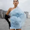 Lässige Kleider VC 2024 Sommer Frauenkleid sexy ein Schulter ärmellose 3D Mesh Blume Patchwork Satin Mini Weiße Hochzeit