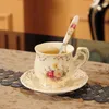 Tazze in Europa Ceramica tazza tazza tazza di porcellana in avorio fatta a mano set di tazze per caffè/acqua/tè a fiori di mare bevande