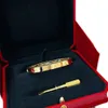Design Design Design Classic Luxury Jóias Bracelet para parafuso Moda de 18k Gold para mulheres Braceletes de aço leve de titânio líquido Red Rose Gold Rose Non Fading
