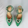 Sandaler Summer Women High Heeled Luxury Rhinestone Heart Designer Dress Party pekade Toe Elegant Green Ankle Strap Shoes Ladies