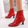 Boots White Red Femmes Victorien Point Point Ankle PU Le cuir brodé Lacets Punk Cross-Tied Kitten High Heel Shoes plus taille