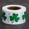 Present Wrap Patrick's Day Shamrock Stickers 1-1/2 Inch Adhesive Etikett för irländsk dekoration och hantverk