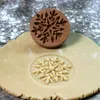 Moules à cuisson Cookie Coucheurs et embosseurs fleur mignon Moule intéressant 3d Cutter en bois Bakery Pâke Accessoires