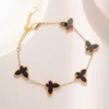 Collier de créateur Vanca Luxury Gold Chain Butterfly Bracelet Feme Design Bracelet Fashion Bijoux Simple and Volyled