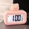 1pc Température d'horloge numérique Affichage de grand écran Date électronique et jour de l'alarme Piggy Shape Desktop Clock 240512