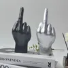 Modern nordisk stil vertikal långfingerstaty harts hantverk skulptur hem konst prydnadsdekoration 240509