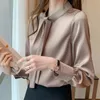 Bluzki damskie 2024 Autumn Long Rleeve Satin Bluzka Wysokiej jakości koszula Kobiety Solid Blusas Mjer de Moda Bow Stand Ograniczne Office Lady