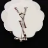 Broszki Snakehead marka projektant projektant broszka brooch szpilki vogue damskie złoto kryształowy kryształ kryształowy kombinezon ślubny przyjęcie biżuterii Prezenty