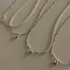 Colares pendentes minear colorido de prata doce de amor metal de colares de pingente de coração para mulheres pérolas falsas fios de assimetria Chain Chaker Charklace Gift