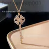 Desginer tiffanyjewelry bracelet v Gold High Edition t Family Key Necklace Womens New Full Diamond Sunflower Pendant Snowflake Crown Iris Collar Chain