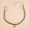 Choker retro Koreaans zwart fluwelen touwketen mode mode creatief metaal hart korte ketting dames esthetische sieraden