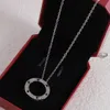 Collane di design di designer in collana di lusso in argento per donna fornitura di gioielli da regalo per la moda